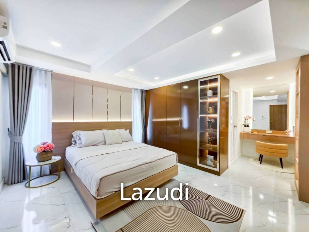 Modern Luxury 2-Story Pool Villa 5 Bedrooms, 6 Bathrooms