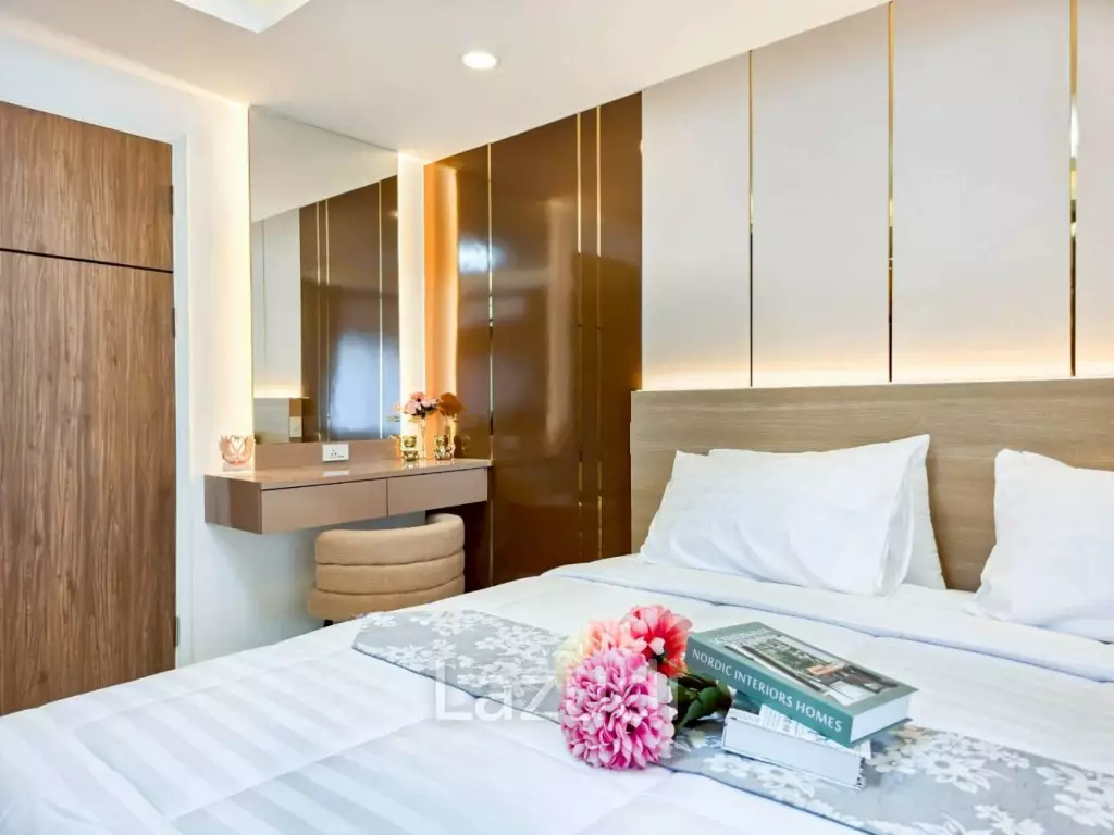 Modern Luxury 2-Story Pool Villa 5 Bedrooms, 6 Bathrooms