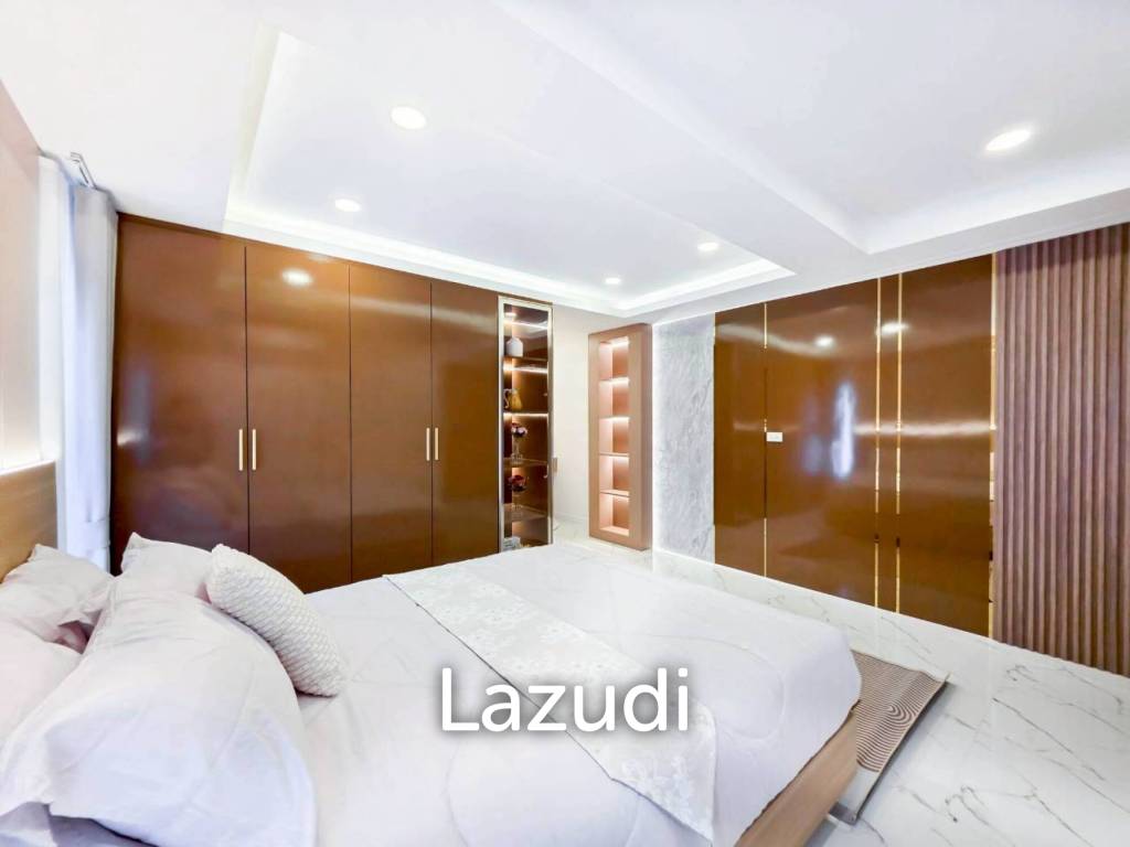 Modern Luxury 2-Story Pool Villa 5 Bedrooms, 6 Bathrooms