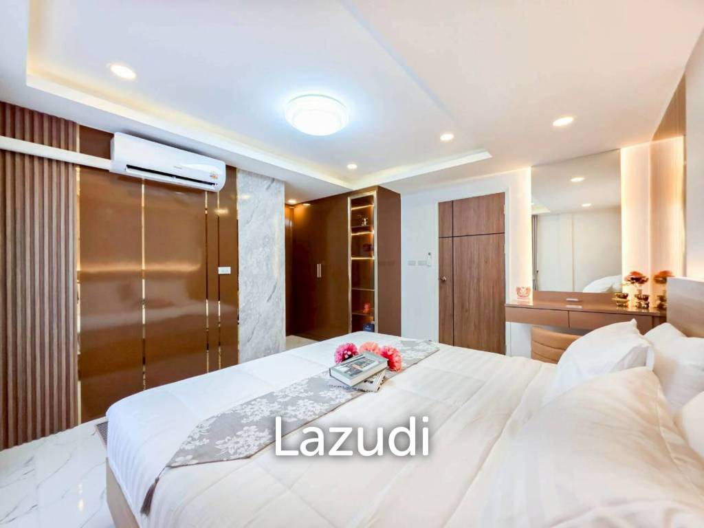 Modern Luxury 2-Story Pool Villa 5 Bedrooms, 6 Bathrooms