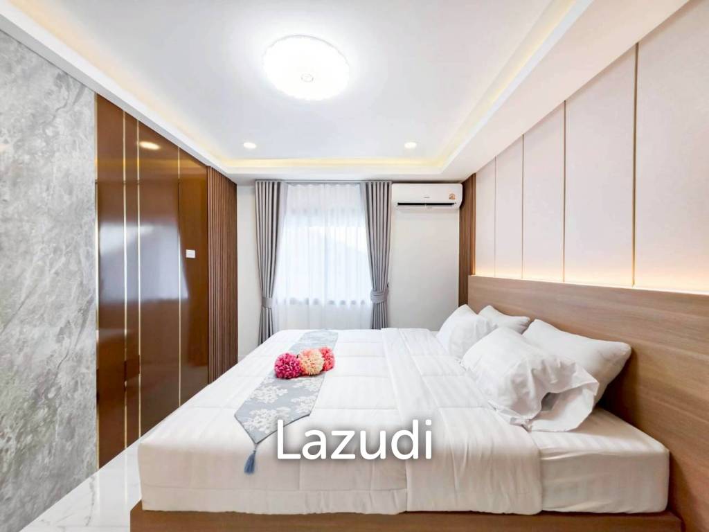 Modern Luxury 2-Story Pool Villa 5 Bedrooms, 6 Bathrooms