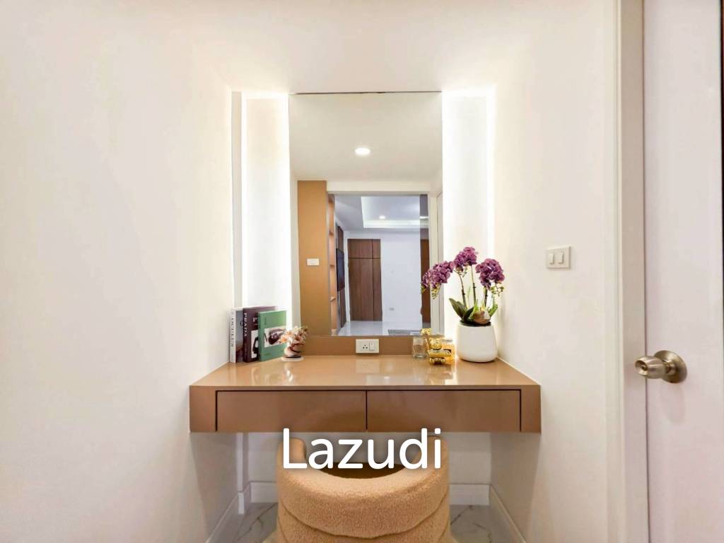 Modern Luxury 2-Story Pool Villa 5 Bedrooms, 6 Bathrooms