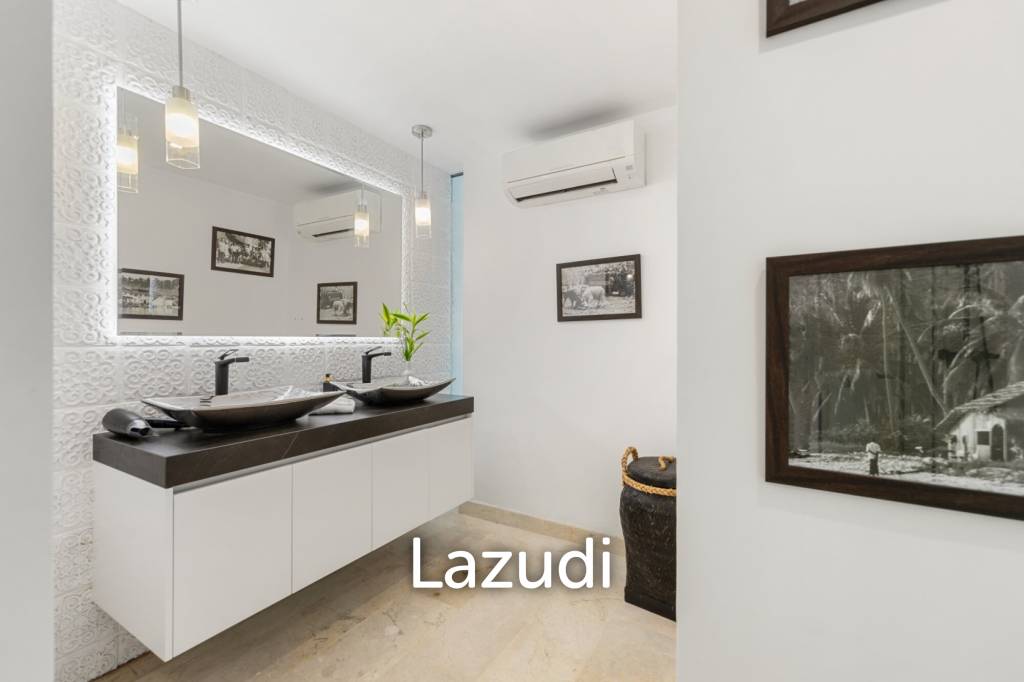 Luxury 5-Bedroom Estate in Mae Nam – 2,500 sqm Tropical Garden