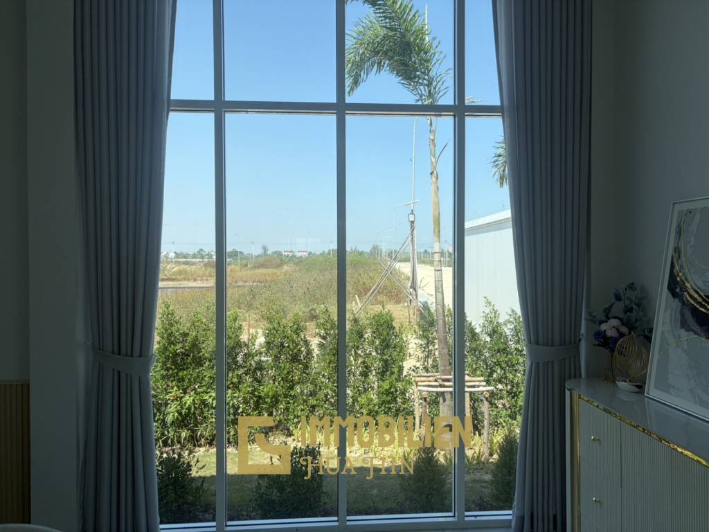 150 sqm modern pool villa in Cha Am Phetchaburi