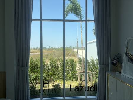 Moderne / 150 m² habitables / piscine privée