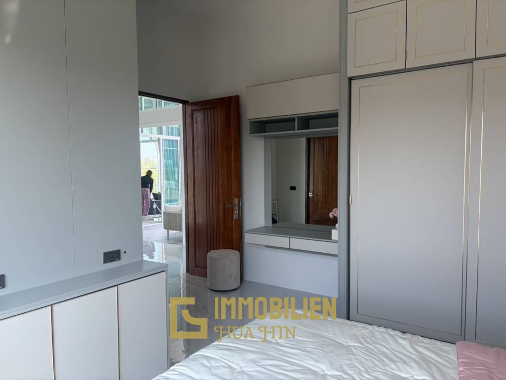 150 sqm modern pool villa in Cha Am Phetchaburi