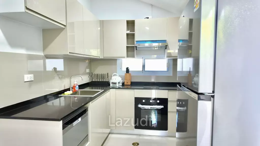 Newly Renovated 2-Bedroom Pool Villa in Plai Laem