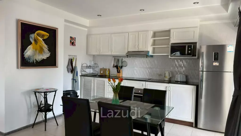 1 Bedroom 2 Bathroom 99 SQ.M. Pattaya Hill Resort