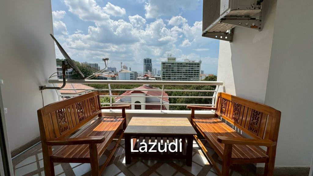 1 Bedroom 2 Bathroom 99 SQ.M. Pattaya Hill Resort