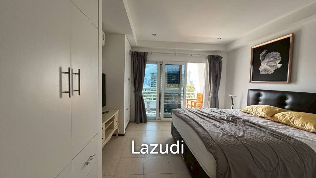 1 Bedroom 2 Bathroom 99 SQ.M. Pattaya Hill Resort