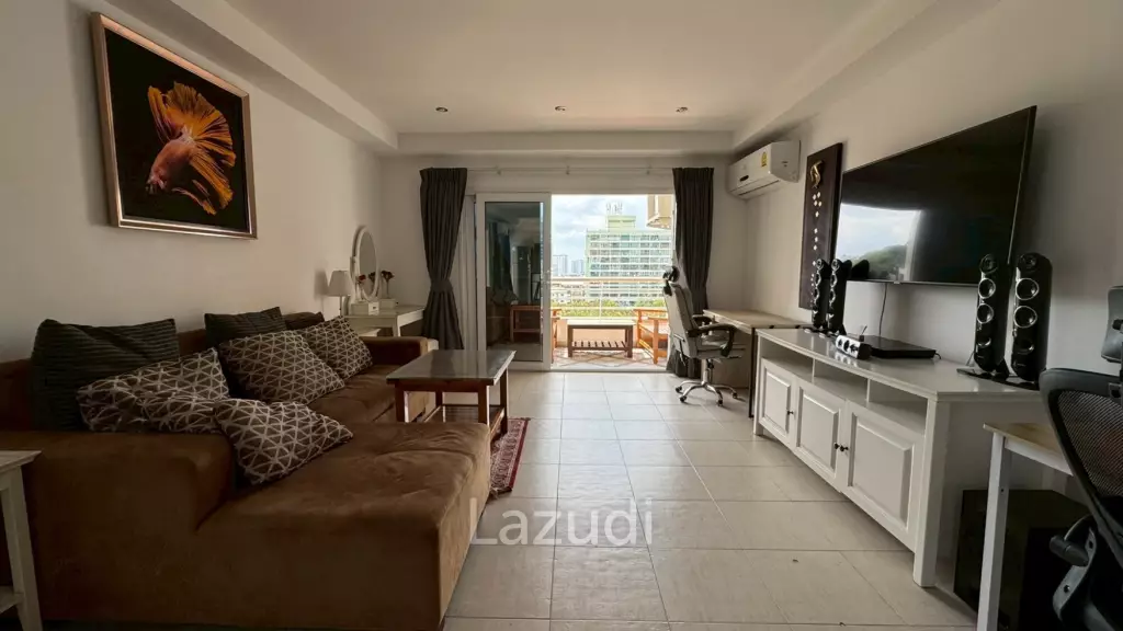 1 Bedroom 2 Bathroom 99 SQ.M. Pattaya Hill Resort