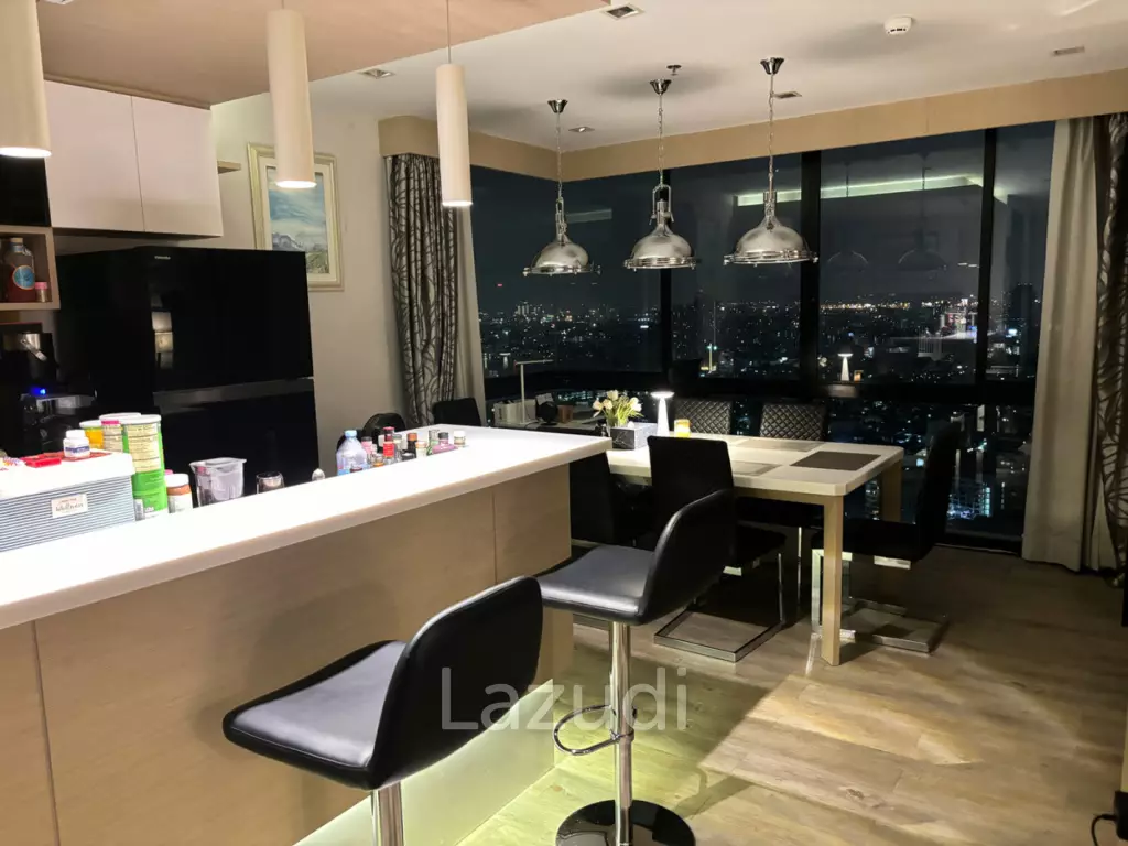 138 sqm High Floor Condo The Issara Ladprao