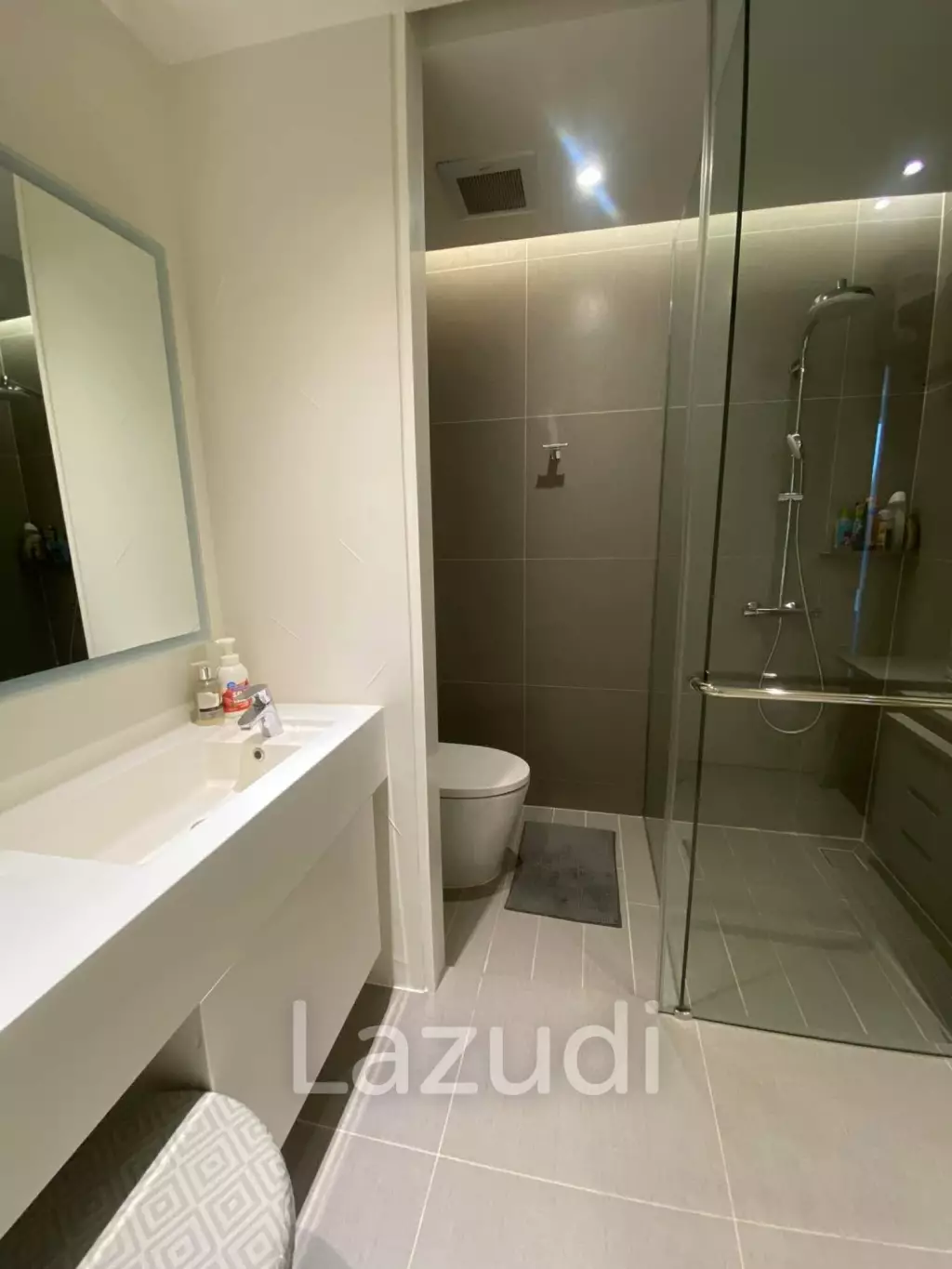 Wake Up to Paradise : Direct Sea View Condo at Khao Takieb Beach