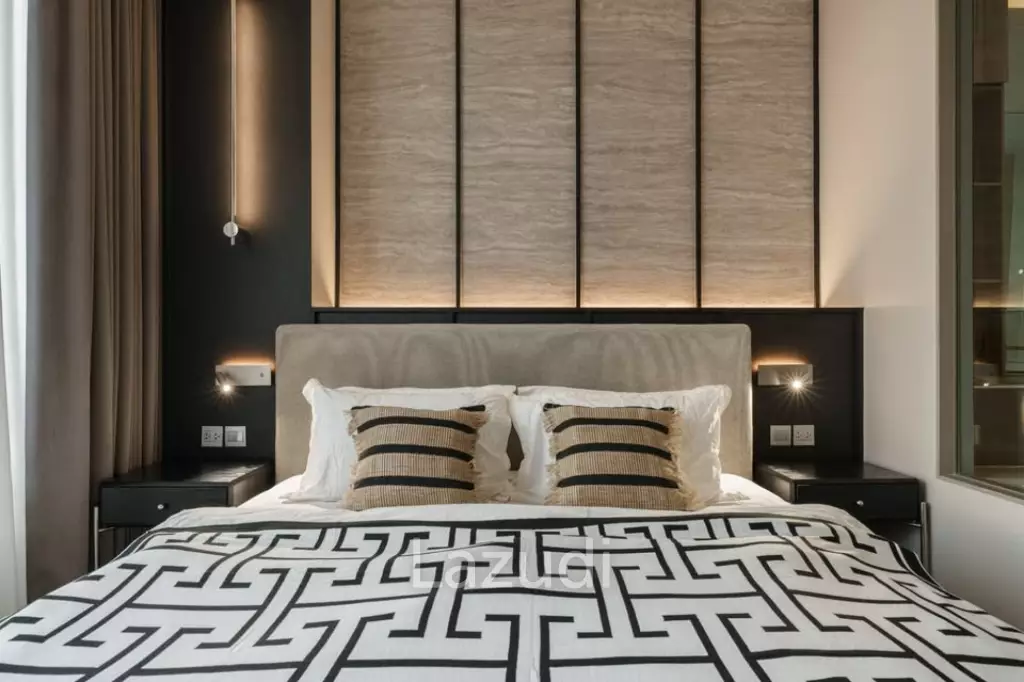 48 sqm modern 1 bedroom condo at The ESSE Asoke