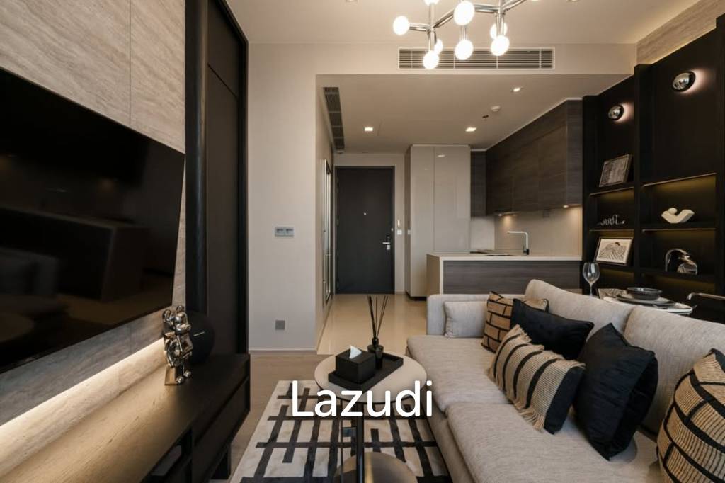 48 sqm modern 1 bedroom condo at The ESSE Asoke