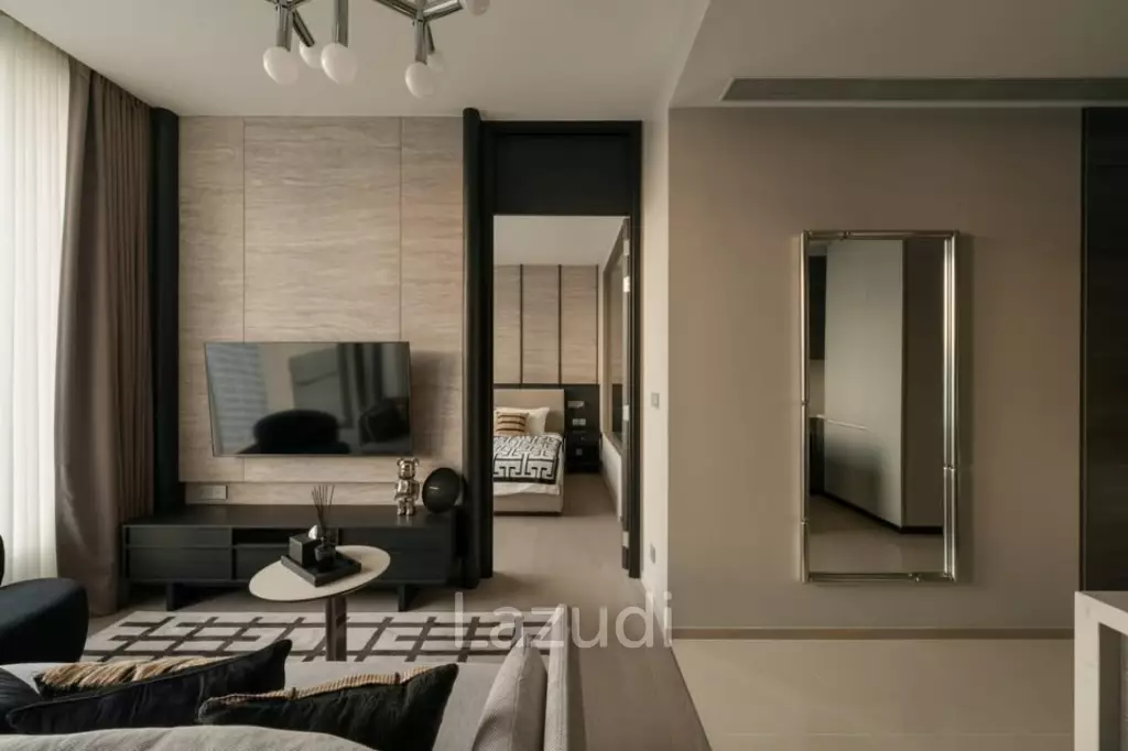 48 sqm modern 1 bedroom condo at The ESSE Asoke