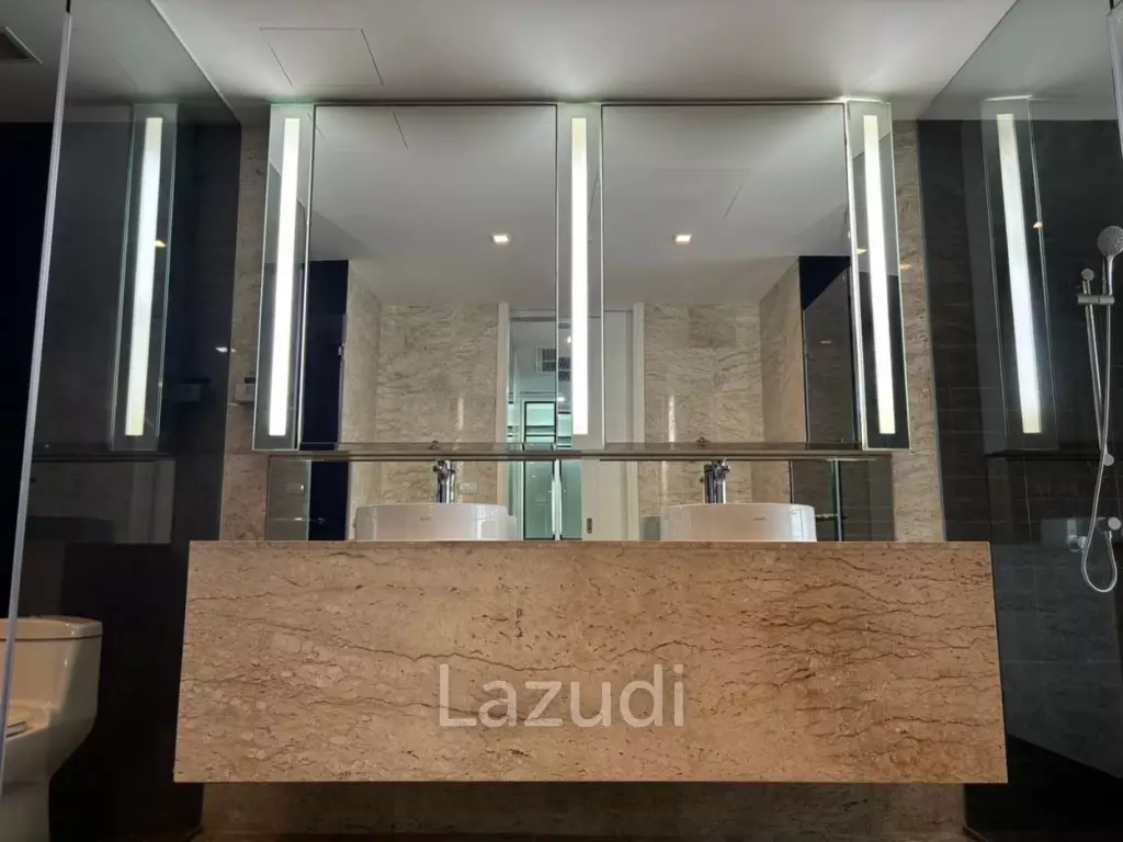 186 sqm river view 3 bedroom condo at The Pano