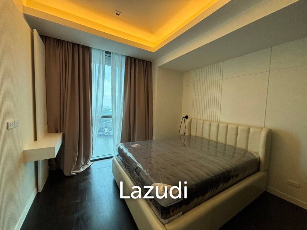 186 sqm river view 3 bedroom condo at The Pano