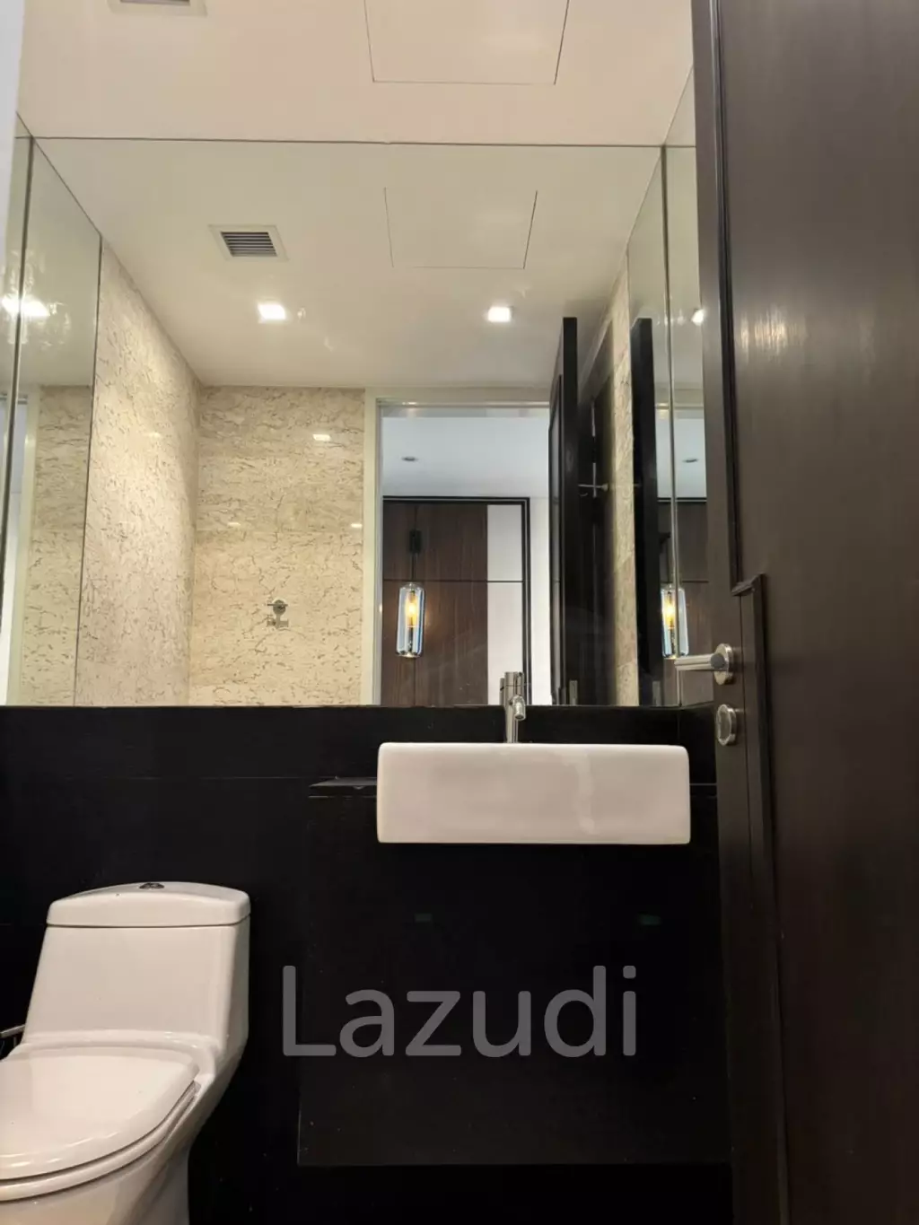 186 sqm river view 3 bedroom condo at The Pano