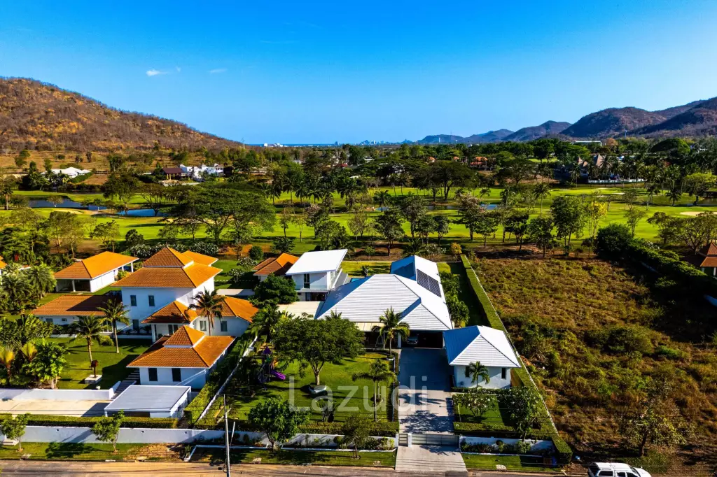 Ultra-Modern 7-Bedroom Sanctuary in Palm Hills Golf Club