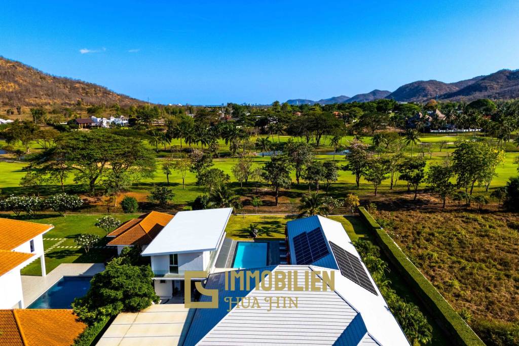 วิลล่าหรูสไตล์โมเดิร์น 7 ห้องนอน – สนามกอล์ฟ ปาล์ม ฮิลล์ ชะอำ (Palm Hills Golf Club)