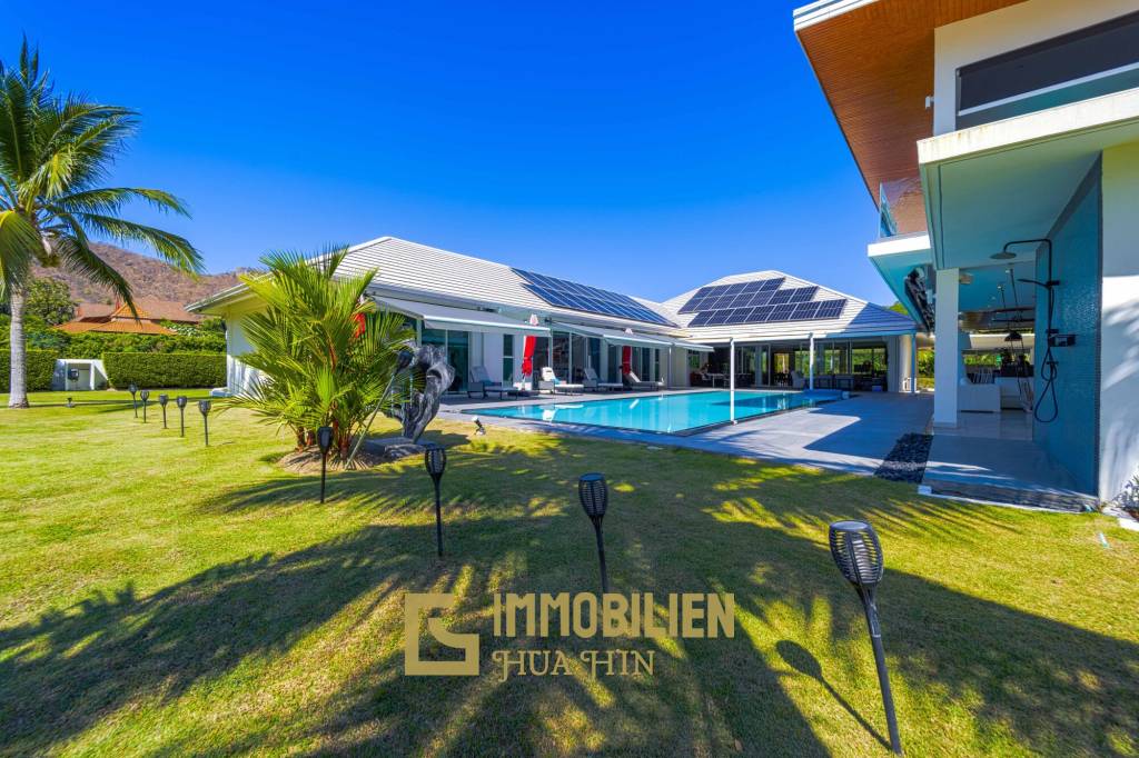 วิลล่าหรูสไตล์โมเดิร์น 7 ห้องนอน – สนามกอล์ฟ ปาล์ม ฮิลล์ ชะอำ (Palm Hills Golf Club)