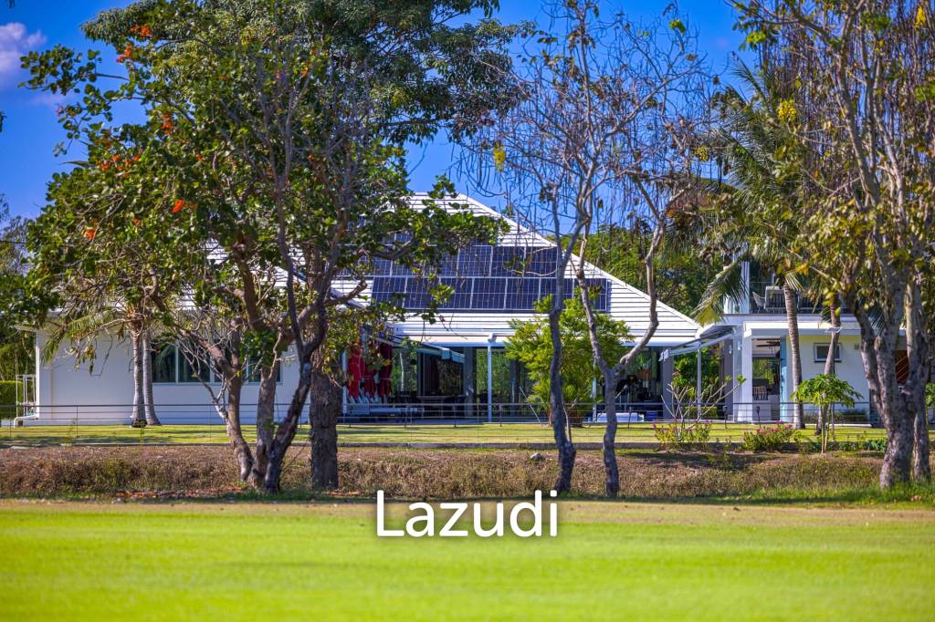 Ultra-Modern 7-Bedroom Sanctuary in Palm Hills Golf Club