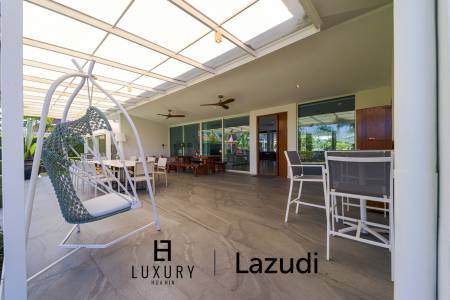 3,000 平方米 7 床 9 洗澡 别墅 对于 销售