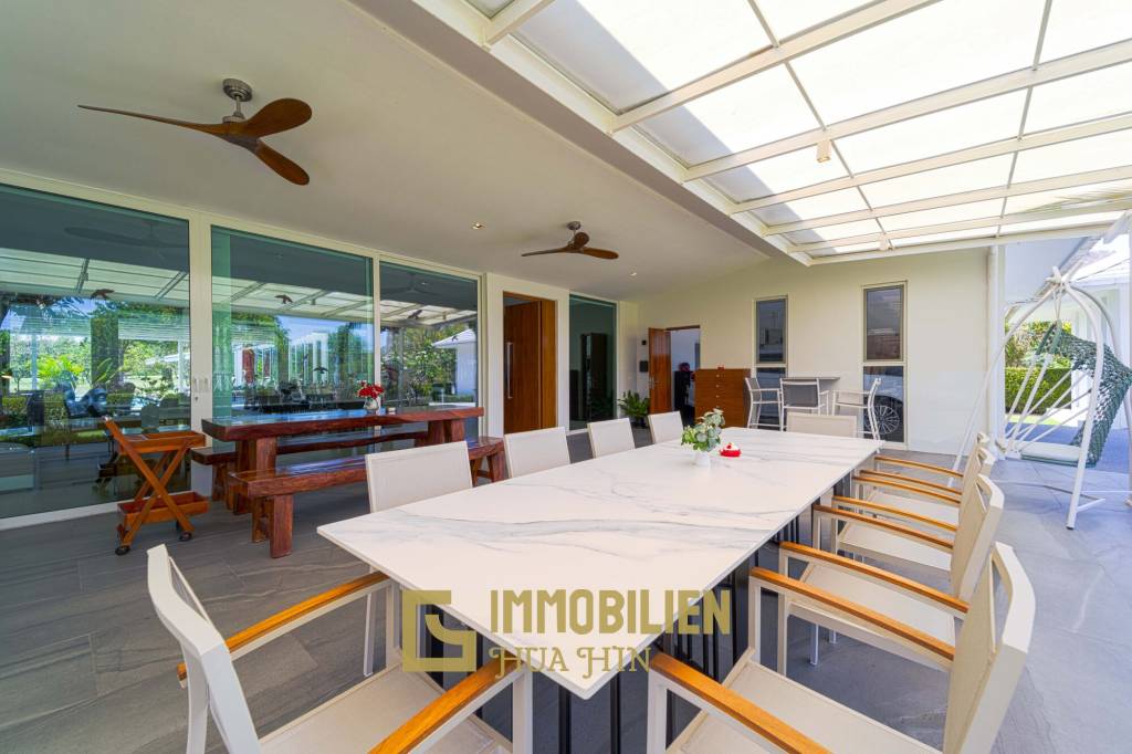วิลล่าหรูสไตล์โมเดิร์น 7 ห้องนอน – สนามกอล์ฟ ปาล์ม ฮิลล์ ชะอำ (Palm Hills Golf Club)