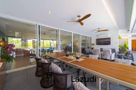 3,000 平方米 7 床 9 洗澡 别墅 对于 销售