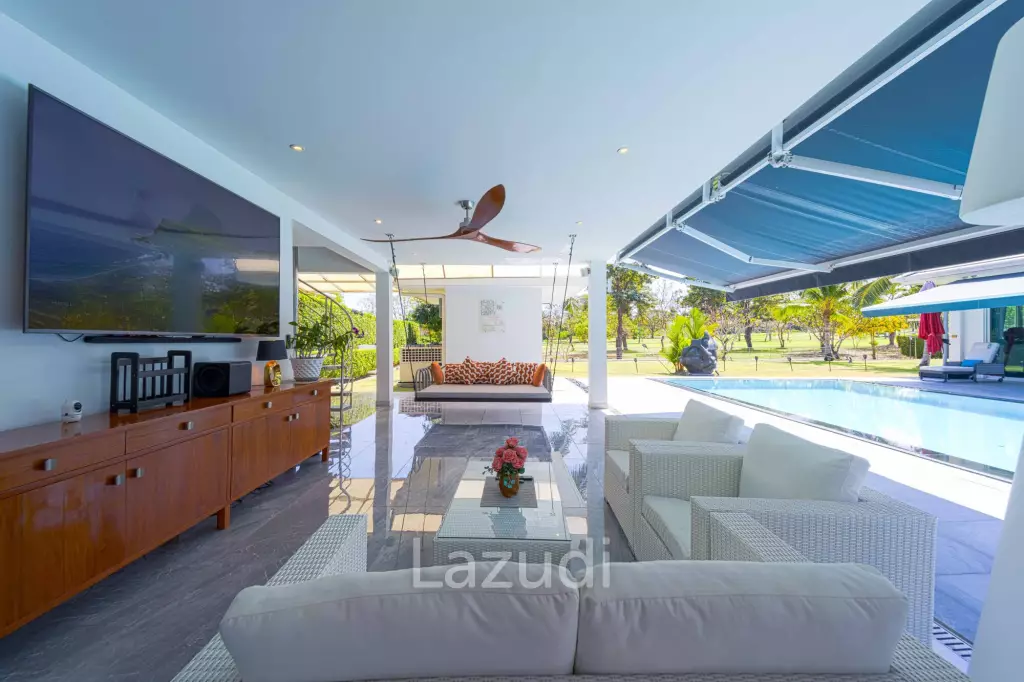 Ultra-Modern 7-Bedroom Sanctuary in Palm Hills Golf Club