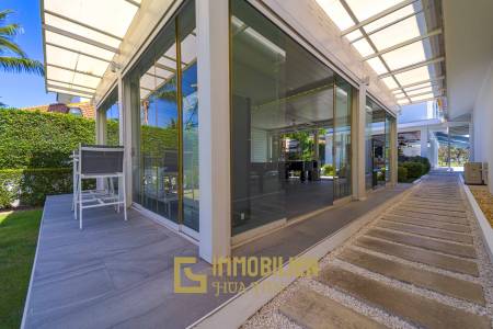 วิลล่าหรูสไตล์โมเดิร์น 7 ห้องนอน – สนามกอล์ฟ ปาล์ม ฮิลล์ ชะอำ (Palm Hills Golf Club)