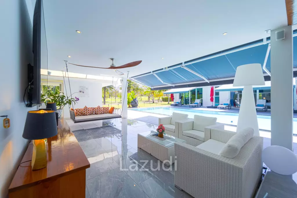 Ultra-Modern 7-Bedroom Sanctuary in Palm Hills Golf Club