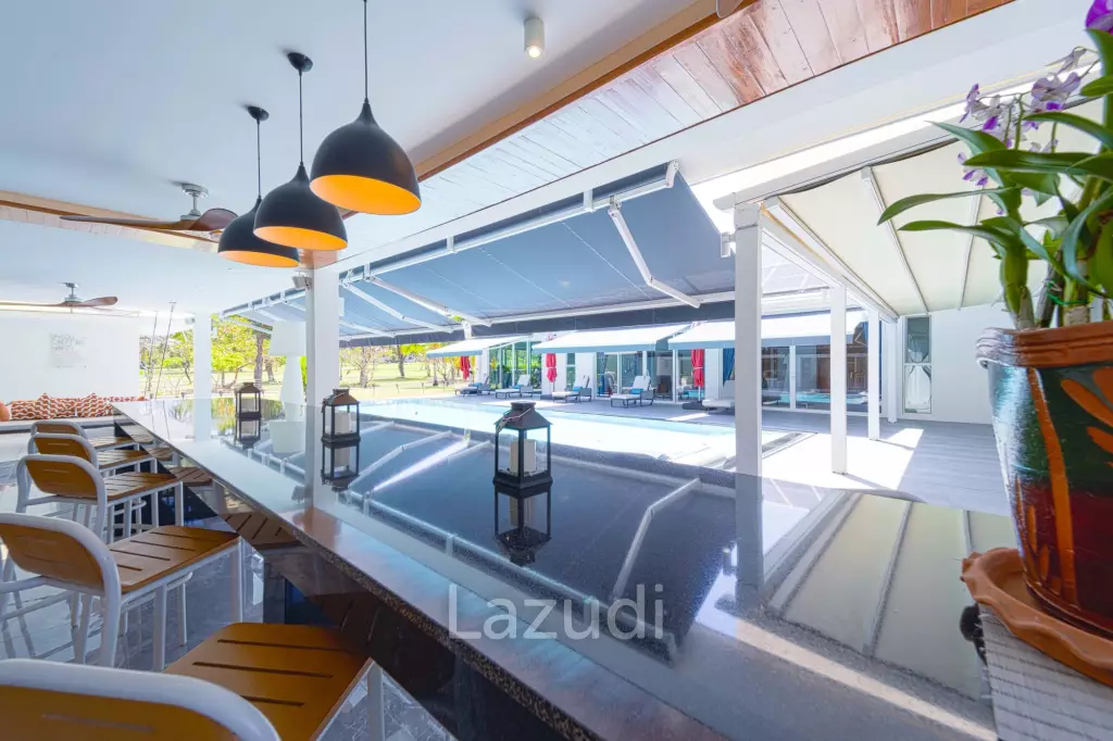 Ultra-Modern 7-Bedroom Sanctuary in Palm Hills Golf Club