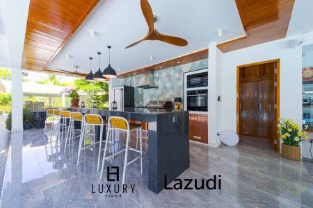 3,000 平方米 7 床 9 洗澡 别墅 对于 销售