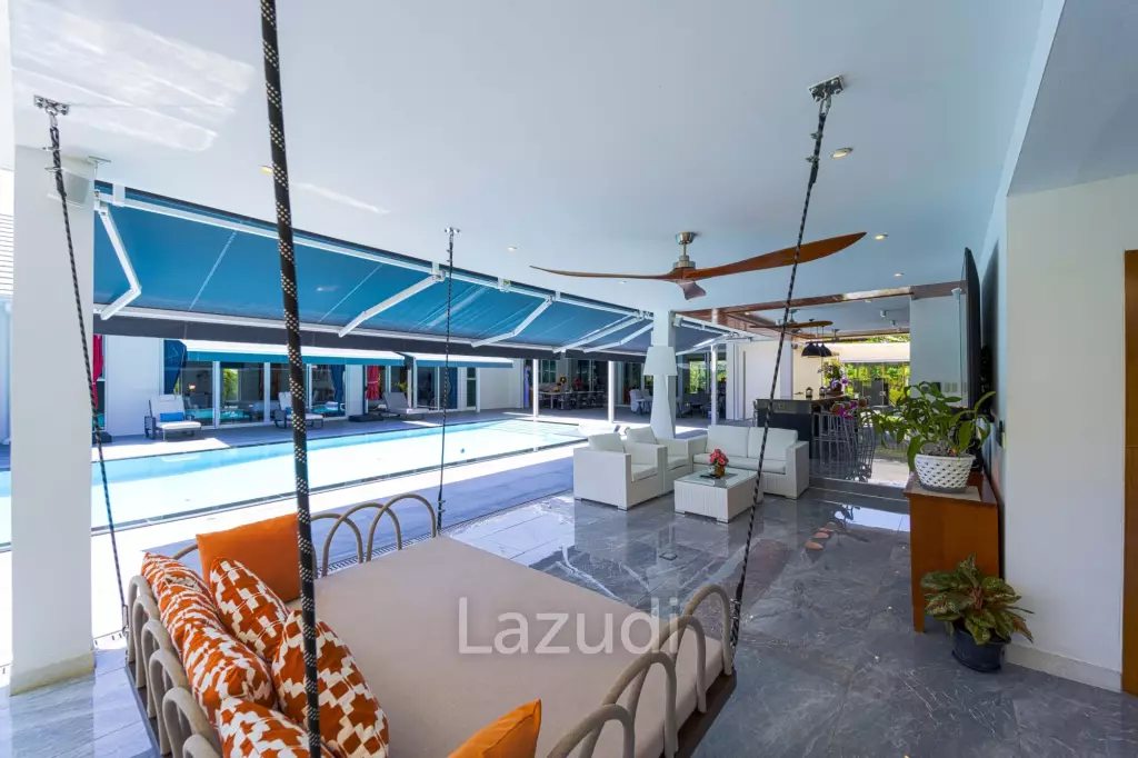 Ultra-Modern 7-Bedroom Sanctuary in Palm Hills Golf Club