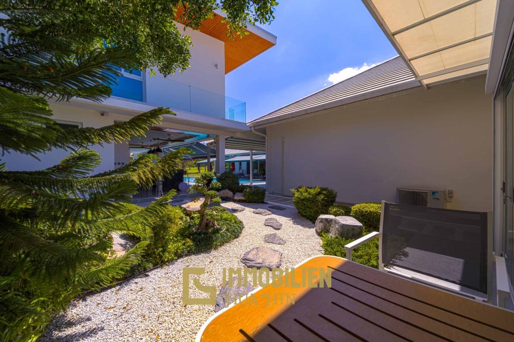 วิลล่าหรูสไตล์โมเดิร์น 7 ห้องนอน – สนามกอล์ฟ ปาล์ม ฮิลล์ ชะอำ (Palm Hills Golf Club)