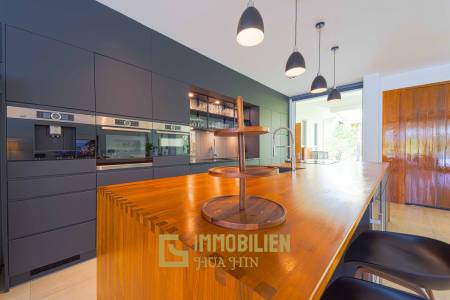 วิลล่าหรูสไตล์โมเดิร์น 7 ห้องนอน – สนามกอล์ฟ ปาล์ม ฮิลล์ ชะอำ (Palm Hills Golf Club)