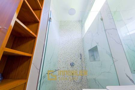 วิลล่าหรูสไตล์โมเดิร์น 7 ห้องนอน – สนามกอล์ฟ ปาล์ม ฮิลล์ ชะอำ (Palm Hills Golf Club)