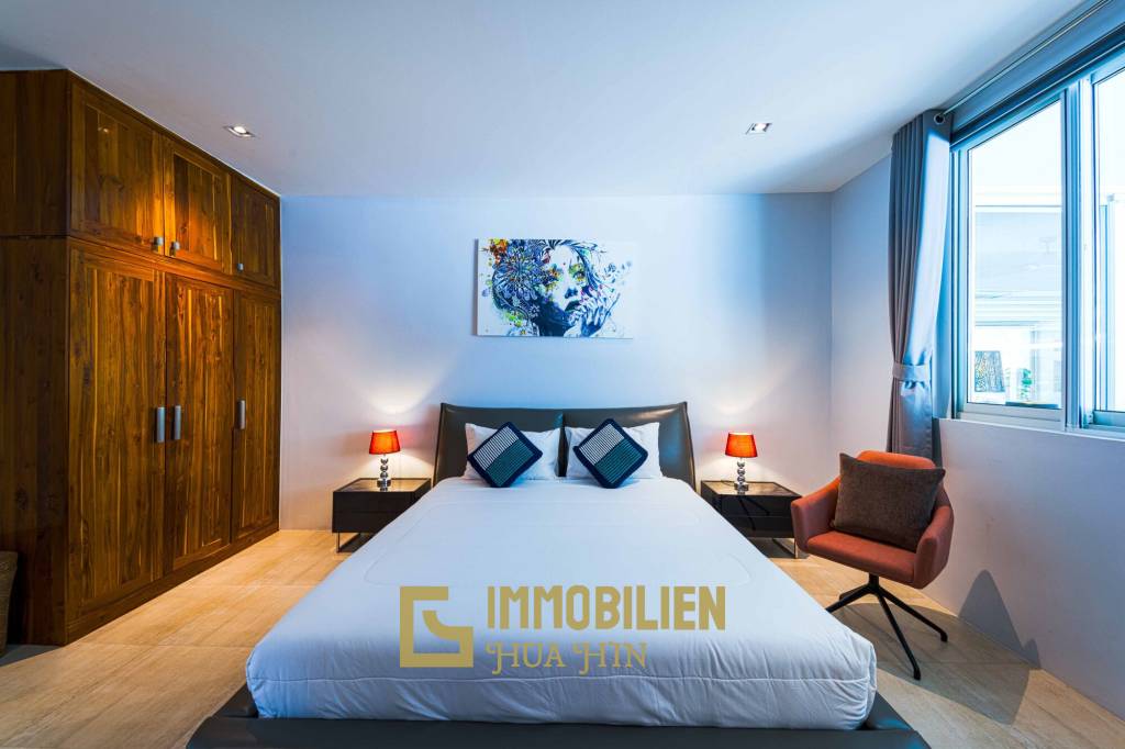 วิลล่าหรูสไตล์โมเดิร์น 7 ห้องนอน – สนามกอล์ฟ ปาล์ม ฮิลล์ ชะอำ (Palm Hills Golf Club)