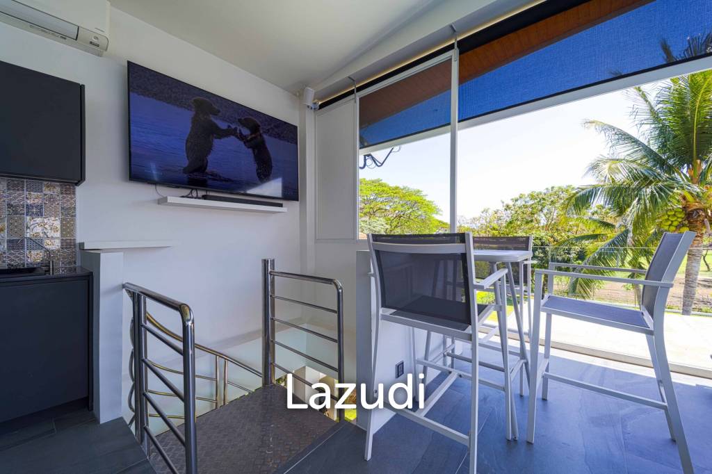 Ultra-Modern 7-Bedroom Sanctuary in Palm Hills Golf Club