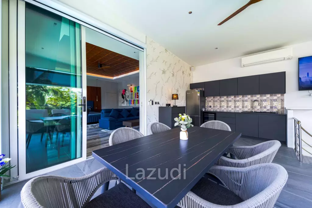 Ultra-Modern 7-Bedroom Sanctuary in Palm Hills Golf Club
