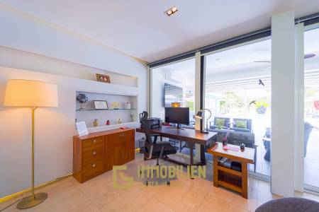 วิลล่าหรูสไตล์โมเดิร์น 7 ห้องนอน – สนามกอล์ฟ ปาล์ม ฮิลล์ ชะอำ (Palm Hills Golf Club)