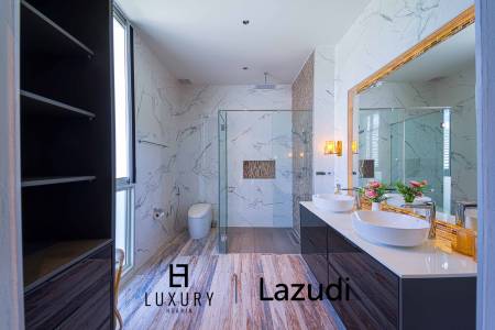 3,000 平方米 7 床 9 洗澡 别墅 对于 销售