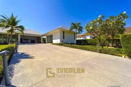 วิลล่าหรูสไตล์โมเดิร์น 7 ห้องนอน – สนามกอล์ฟ ปาล์ม ฮิลล์ ชะอำ (Palm Hills Golf Club)