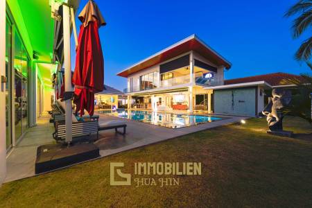 วิลล่าหรูสไตล์โมเดิร์น 7 ห้องนอน – สนามกอล์ฟ ปาล์ม ฮิลล์ ชะอำ (Palm Hills Golf Club)