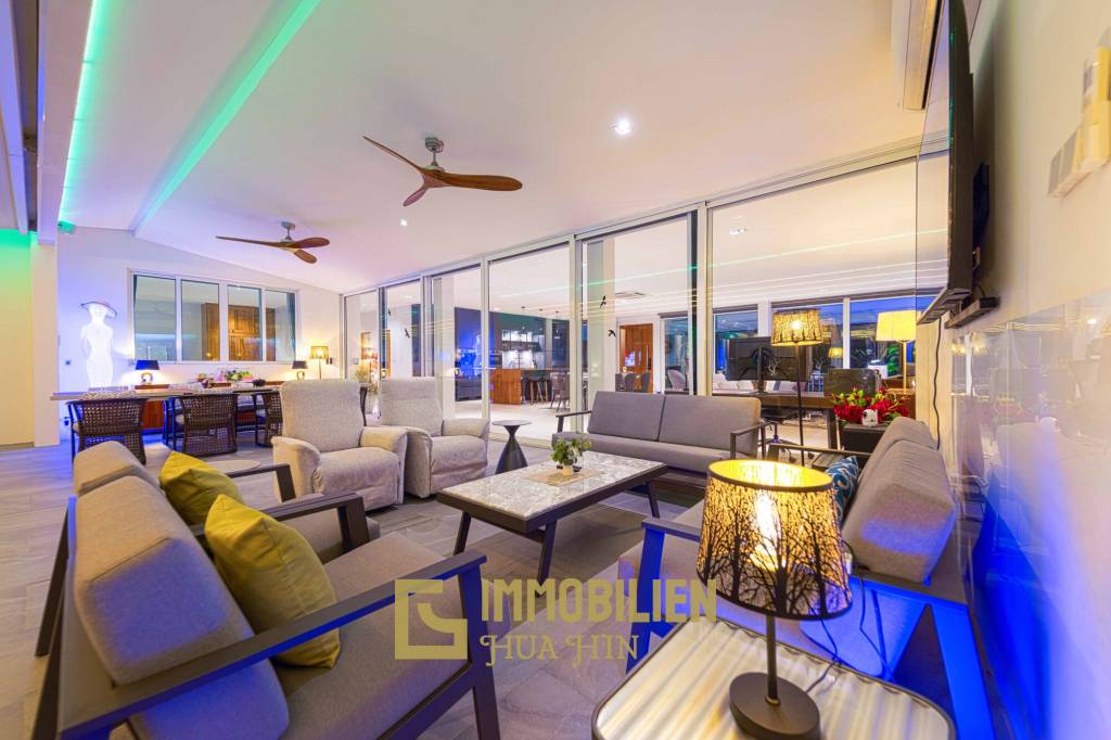 วิลล่าหรูสไตล์โมเดิร์น 7 ห้องนอน – สนามกอล์ฟ ปาล์ม ฮิลล์ ชะอำ (Palm Hills Golf Club)