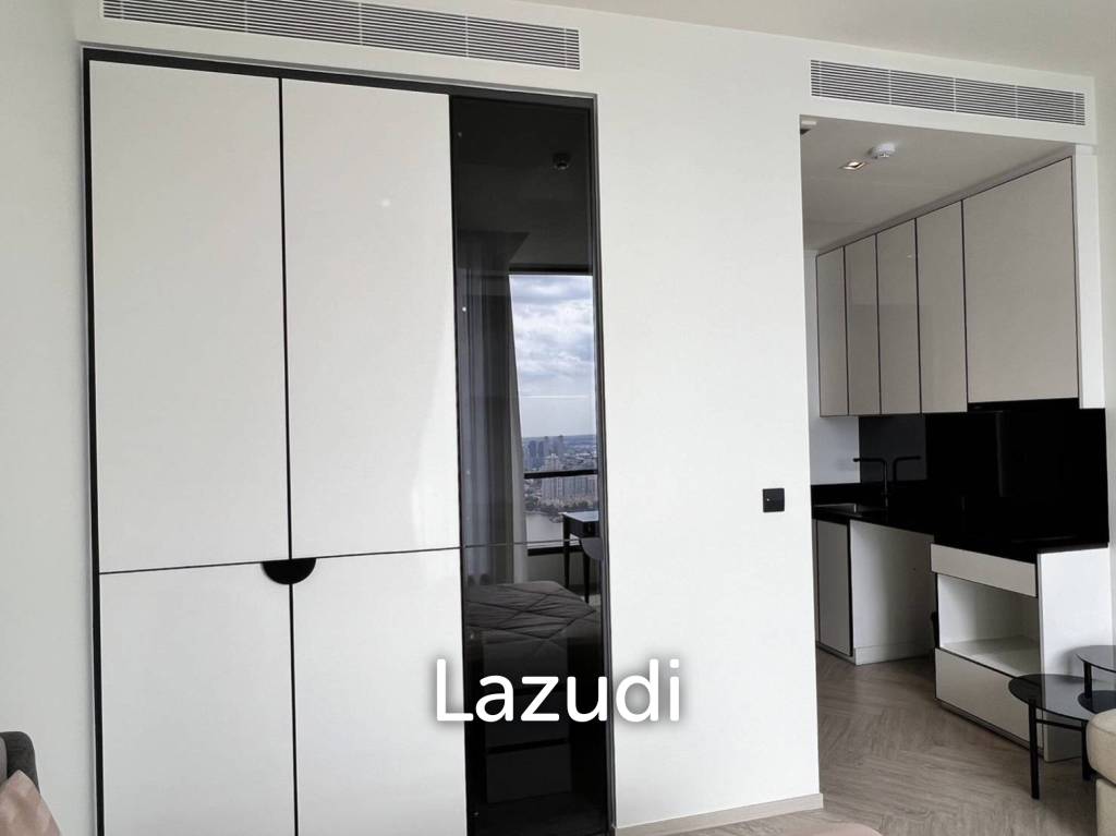 26 sqm Studio high floor condo Chapter Charoennakorn