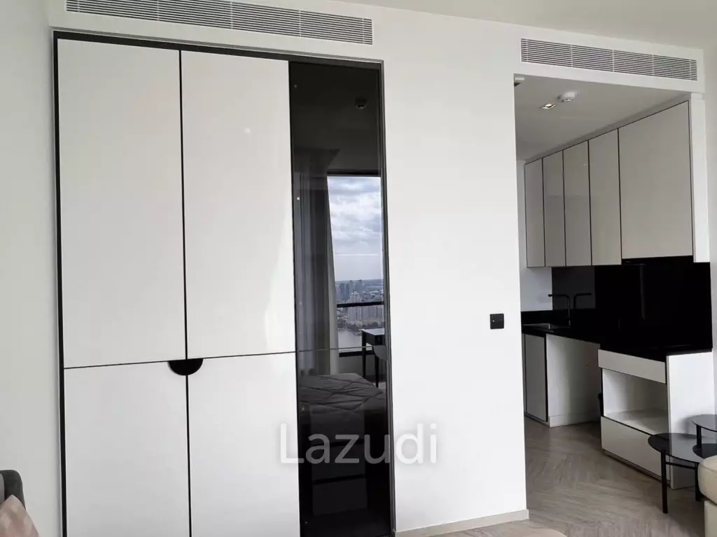 26 sqm Studio high floor condo Chapter Charoennakorn