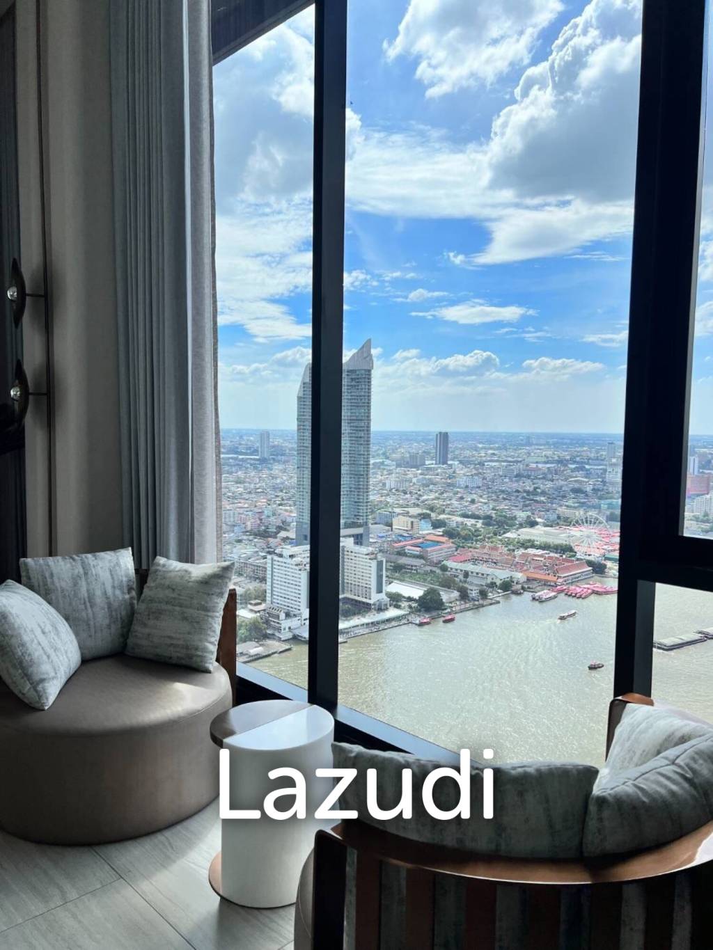 26 sqm Studio high floor condo Chapter Charoennakorn